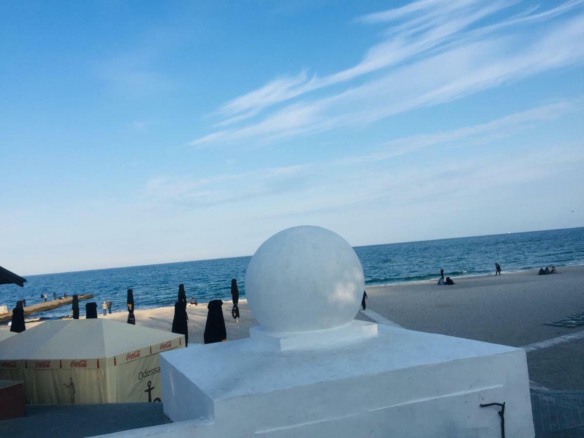 Апартаменты У Ланжерона Odessa Exterior foto